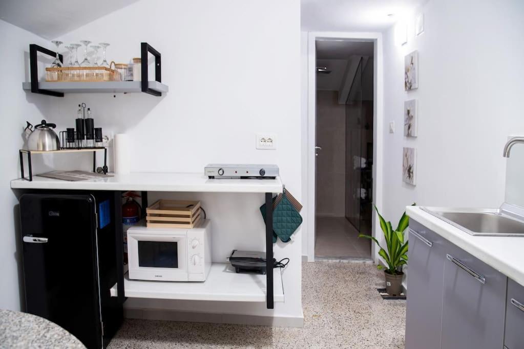 Jonexh Apartments Тирана Экстерьер фото